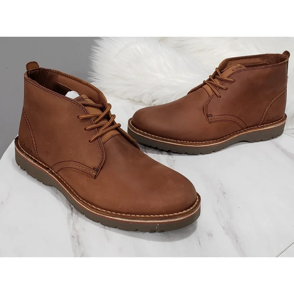 NEW NO BOX SIZE 9 US / EURO 41 CLARKS Boots Eastridge Mid wallabee leather brown